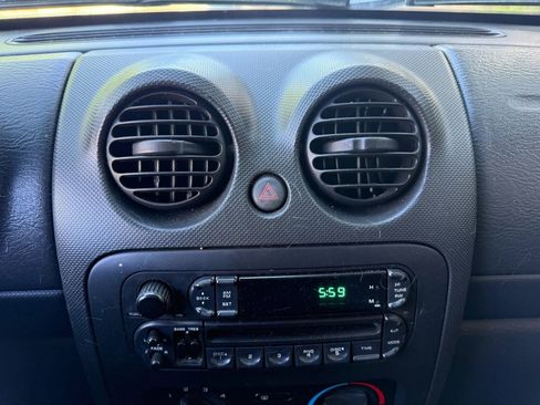 Used 2002 Jeep Liberty Sport image 12