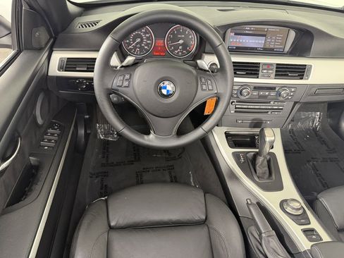 Used 2008 BMW 335i Convertible w/ Premium Pkg image 18