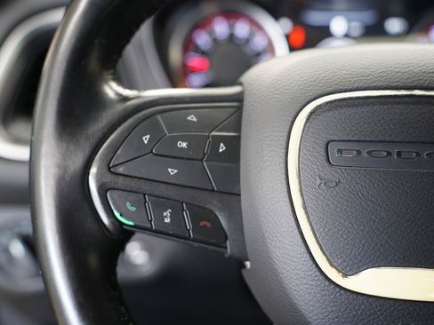 Used 2019 Dodge Challenger SXT RWD image 13