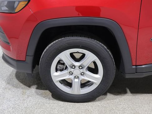 Used 2024 Jeep Compass Sport AWD/4WD image 8