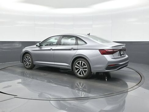 New 2026 Volkswagen Jetta SE FWD image 5