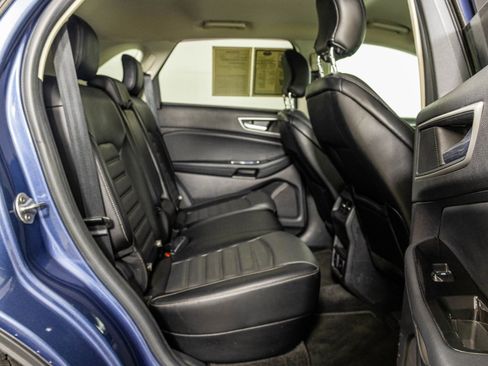 Used 2018 Ford Edge SEL w/ Equipment Group 201A AWD/4WD image 44