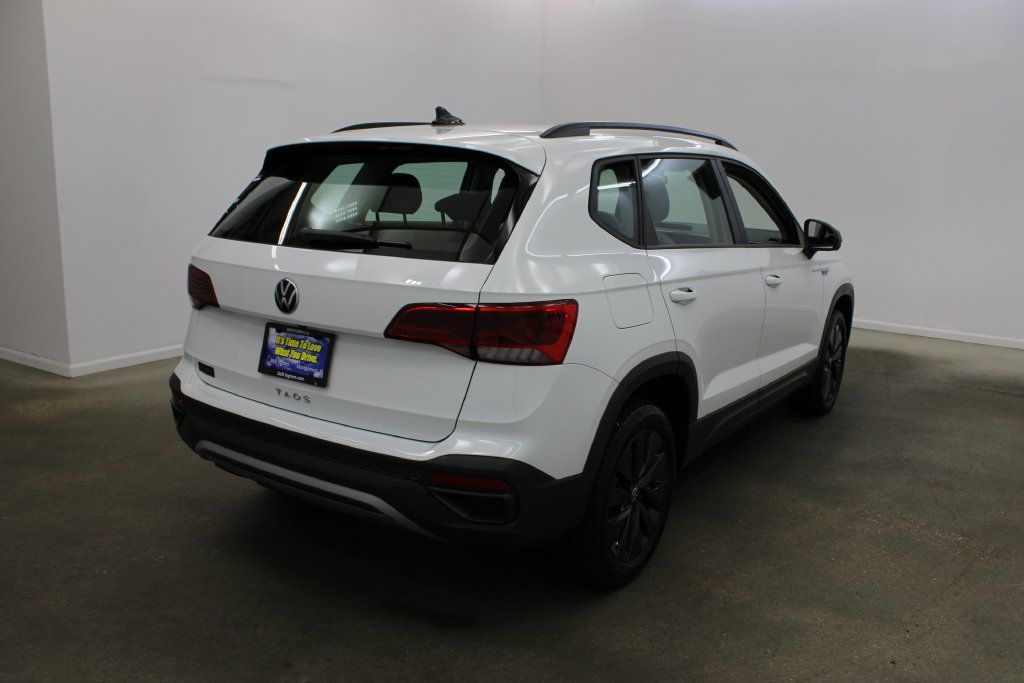 Used 2023 Volkswagen Taos S FWD image 5