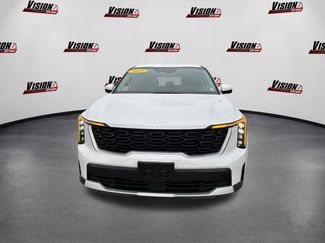 Certified 2025 Kia Sorento LX video 2