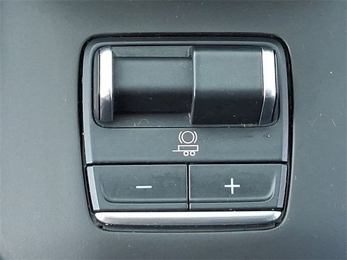 Used 2023 GMC Sierra 1500 Denali w/ Denali Reserve Package image 25