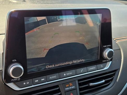 Used 2022 Nissan Altima 2.5 SR FWD image 21