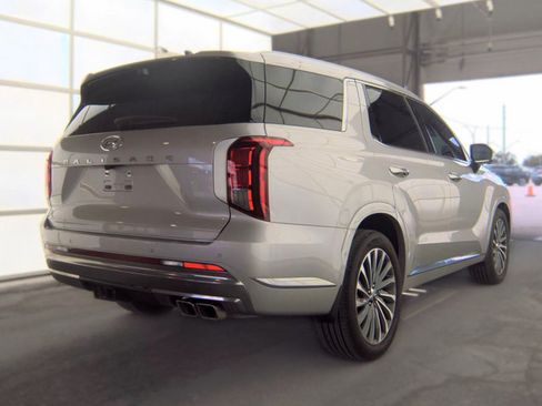 Used 2025 Hyundai Palisade Calligraphy AWD/4WD image 4