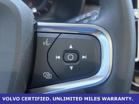 Certified 2023 Volvo XC40 B5 Plus w/ Protection Package Premier image 18