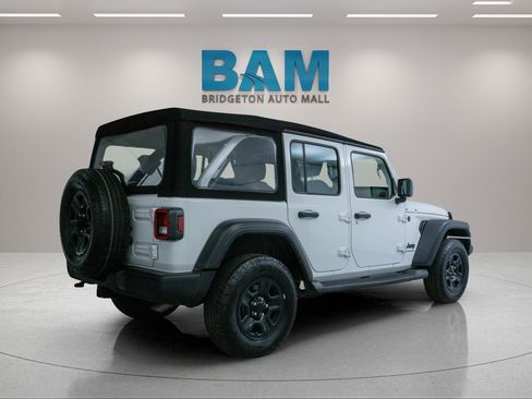 Used 2024 Jeep Wrangler Unlimited Sport AWD/4WD image 7