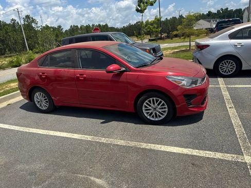 Used 2023 Kia Rio LX FWD image 4