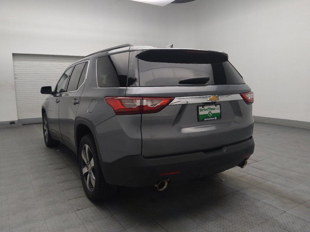 Used 2021 Chevrolet Traverse LT w/ LT Premium Package AWD/4WD image 5