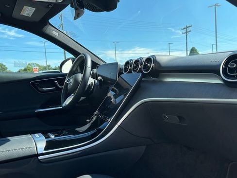 Used 2025 Mercedes-Benz C 300 Sedan image 30