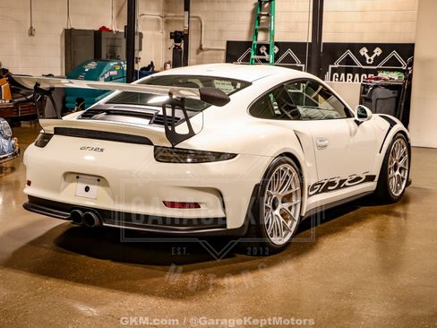 Used 2016 Porsche 911 GT3 RS RWD image 8