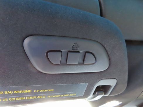 Used 2022 Chevrolet Corvette Stingray Premium Cpe w/ Z51 Performance Package image 34