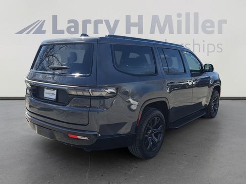 New 2026 Jeep Grand Wagoneer Limited AWD/4WD image 5
