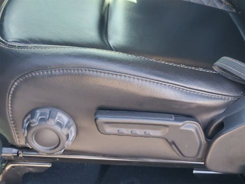 Used 2021 Jeep Wrangler Unlimited Sahara image 13