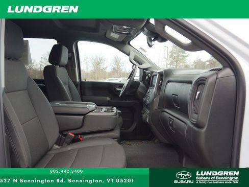 Used 2026 Chevrolet Silverado 3500 W/T image 8