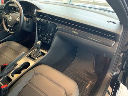 Used 2021 Volkswagen Passat 2.0T R-Line w/ Luggage Net & Mats Package image 22