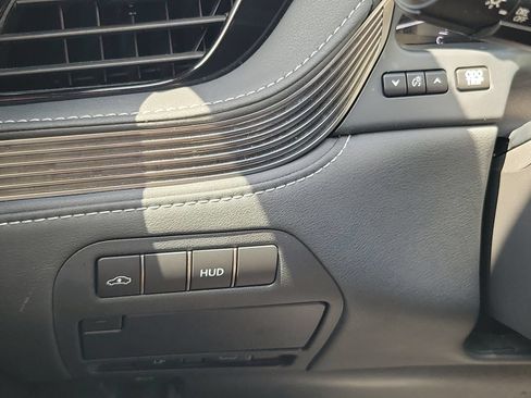 Used 2023 Lexus LS 500 w/ Interior Upgrade Package RWD image 21