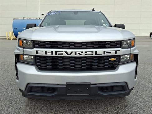 Used 2020 Chevrolet Silverado 1500 Custom w/ Custom Value Package image 5
