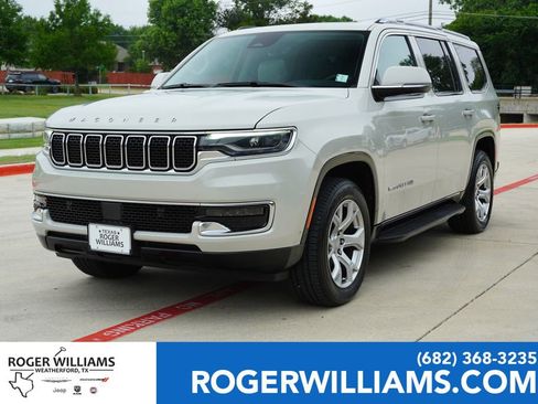 Used 2022 Jeep Wagoneer Series I w/ Premium Group I AWD/4WD image 1