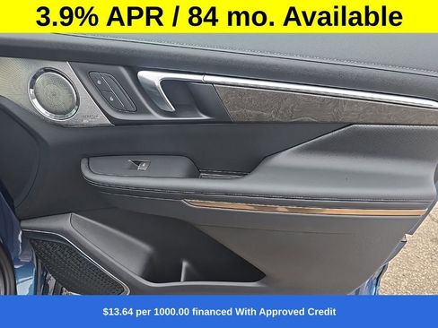 New 2026 Buick Enclave Avenir image 9