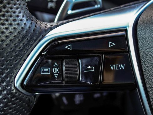 Used 2024 Audi e-tron GT Premium Plus image 29