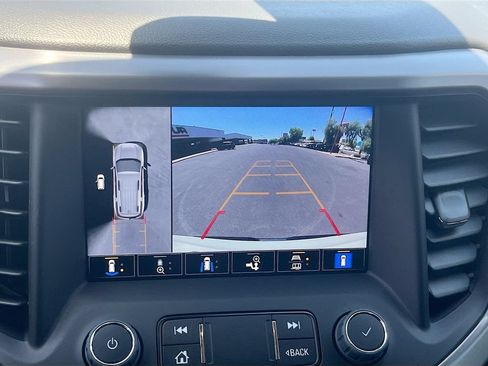 Used 2023 GMC Acadia AT4 w/ Technology Package AWD/4WD image 14