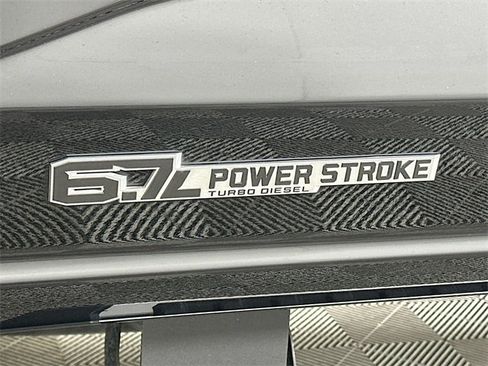 Used 2024 Ford F250 Lariat w/ Chrome Package image 28