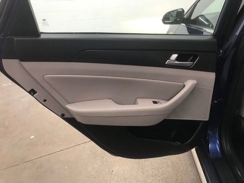 Used 2017 Hyundai Sonata Sport w/ Cargo Package image 23