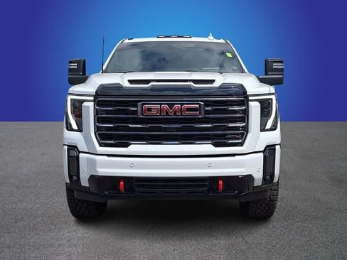 Used 2024 GMC Sierra 2500 AT4 w/ AT4 Premium Plus Package AWD/4WD image 2