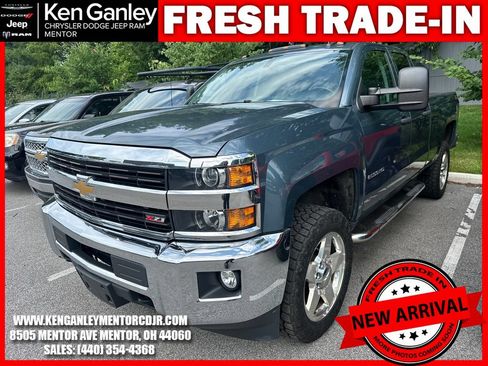 Used 2015 Chevrolet Silverado 2500 LT w/ Z71 Package, Off-Road AWD/4WD image 3