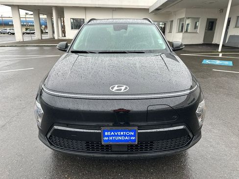 Certified 2024 Hyundai Kona SEL image 9