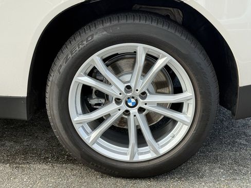 Used 2025 BMW X3 xDrive30i w/ Convenience Package image 18