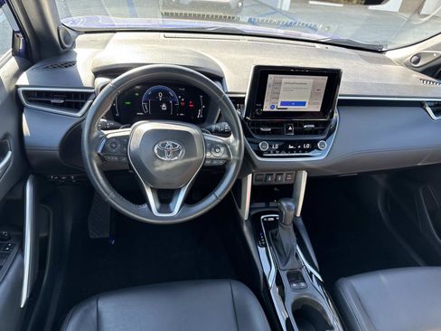 Used 2024 Toyota Corolla Cross Hybrid XSE 4WD (Natl) AWD image 8