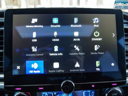 Used 2019 Toyota Highlander XLE AWD/4WD image 21