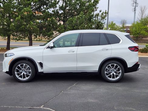 New 2026 BMW X5 xDrive40i AWD/4WD image 2