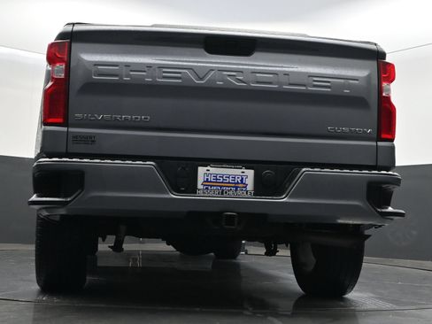 Used 2021 Chevrolet Silverado 1500 Custom AWD/4WD image 34