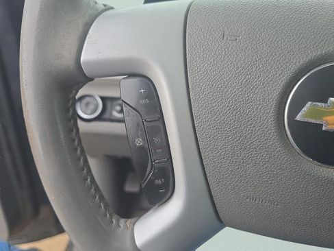 Used 2011 Chevrolet Traverse LT w/ Personal Connectivity Package image 14