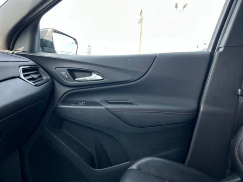 Used 2023 Chevrolet Equinox RS w/ RS Leather Package AWD/4WD image 42