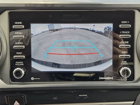 Used 2022 Toyota Tacoma SR RWD image 17