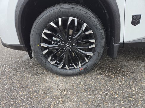 New 2026 Nissan Rogue SV image 11