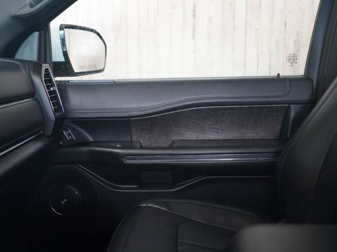 Used 2021 Ford Expedition Max Limited AWD/4WD image 30