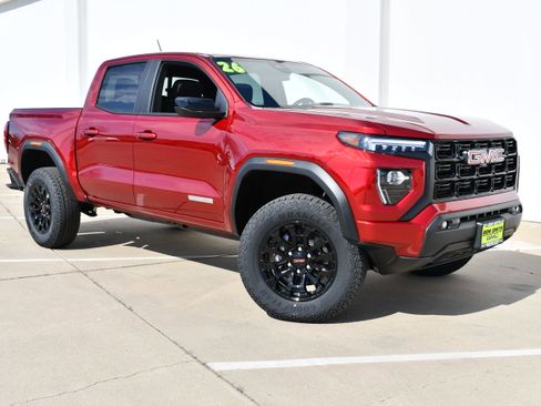 New 2026 GMC Canyon Elevation w/ Convenience Package image 2