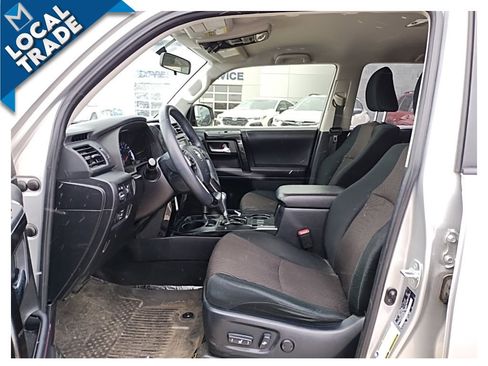 Used 2018 Toyota 4Runner TRD Off-Road image 12