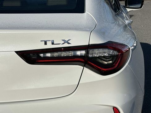 Certified 2023 Acura TLX w/ Technology Package image 11