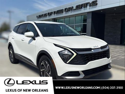 Used 2023 Kia Sportage LX image 1