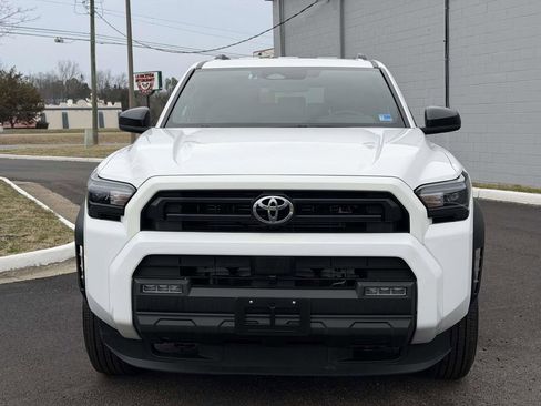 Used 2025 Toyota 4Runner SR5 image 24