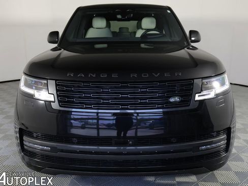 Used 2024 Land Rover Range Rover SE AWD/4WD image 2