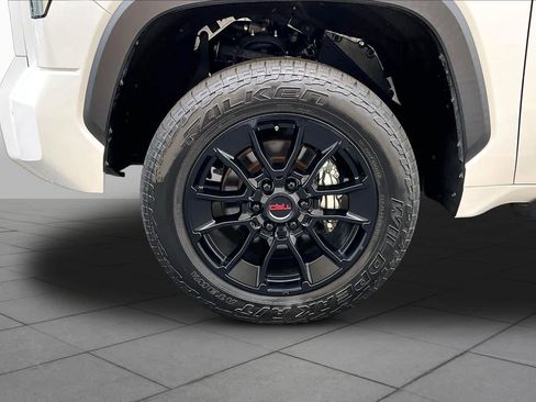 Used 2024 Toyota Tundra SR5 w/ SR5 Premium Package AWD/4WD image 11